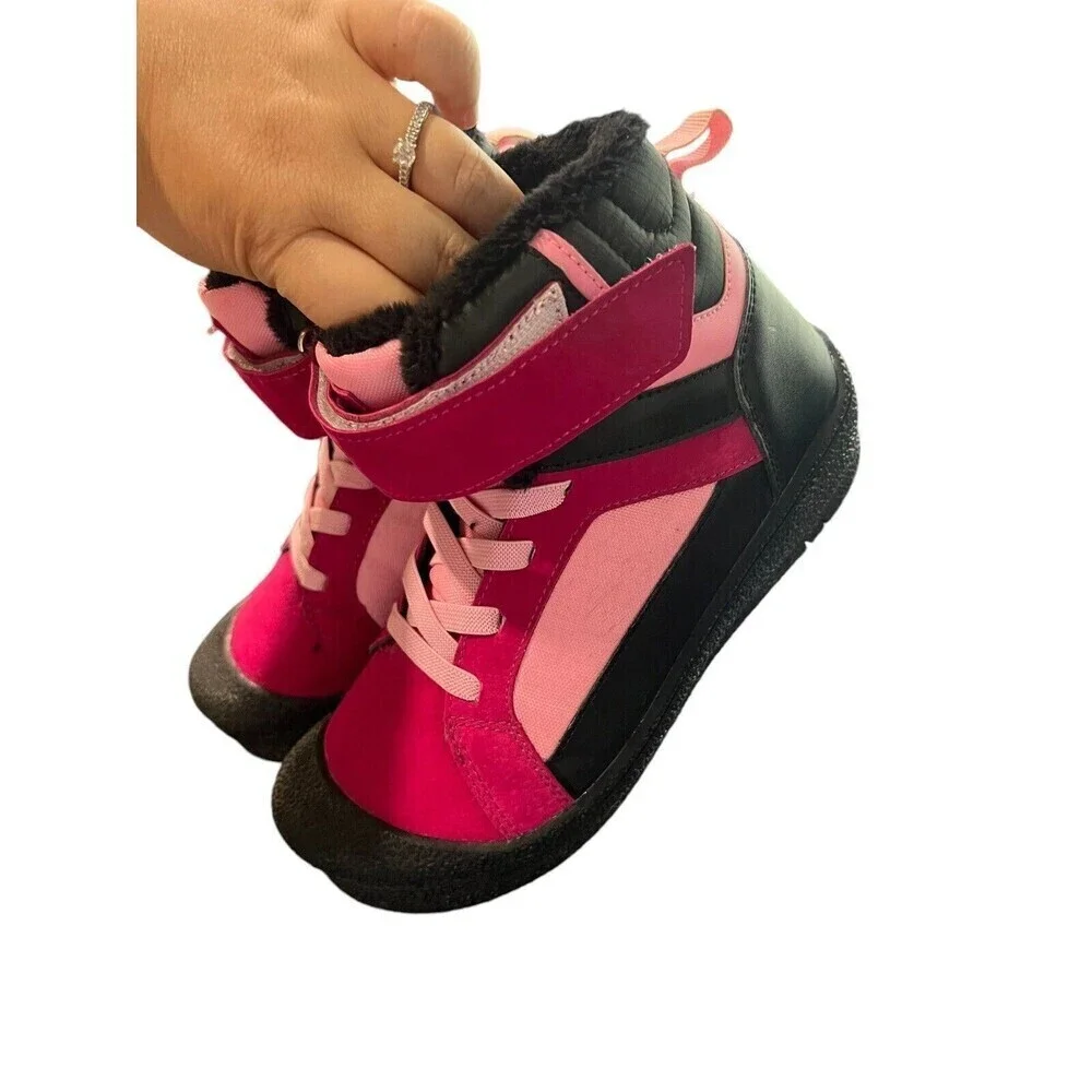 Girl's Quick Shark Pink Black Snow Boot Work Boot Black Big Kid Sz Eu 33 US 1.5